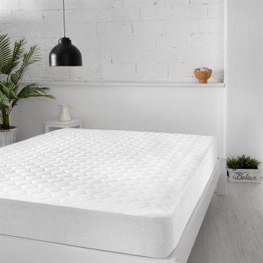 Alez (Waterproof Mattress Protector)